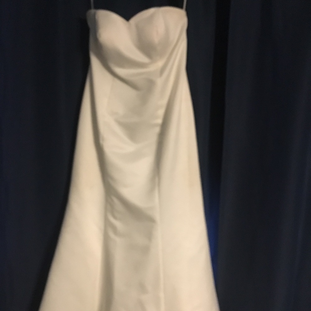 Robert Bullock wedding dress